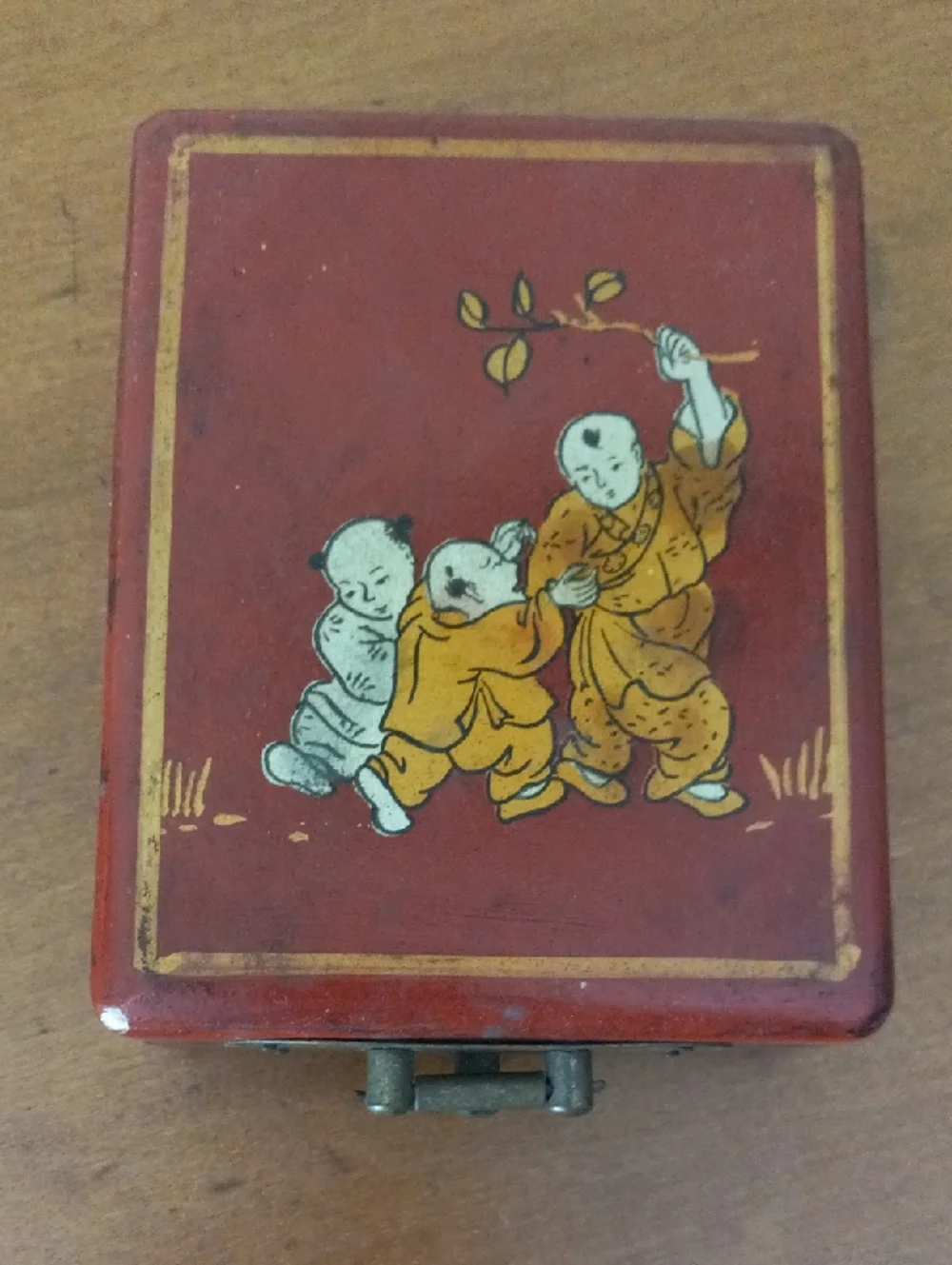 Handpainted Chinese Rosewood Trinket Box - Picture 2 of 8